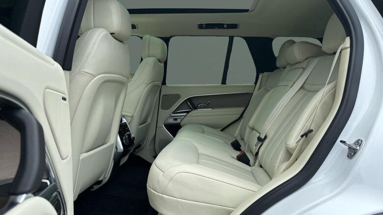 Land Rover Range Rover 3.0 D350 SE 4dr Auto Diesel Estate